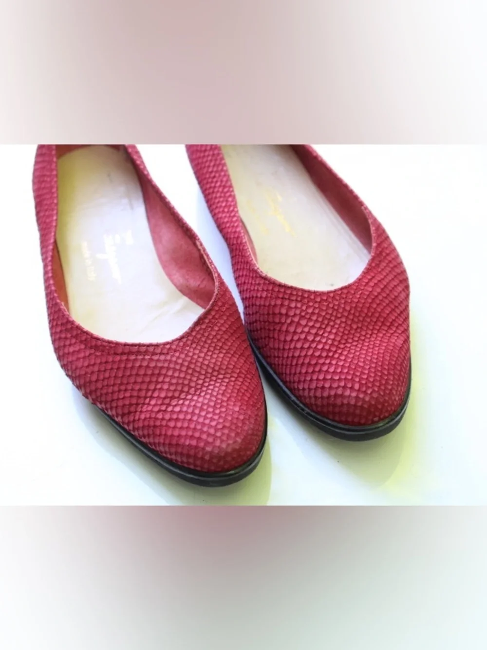 Salvatore Ferragamo flats